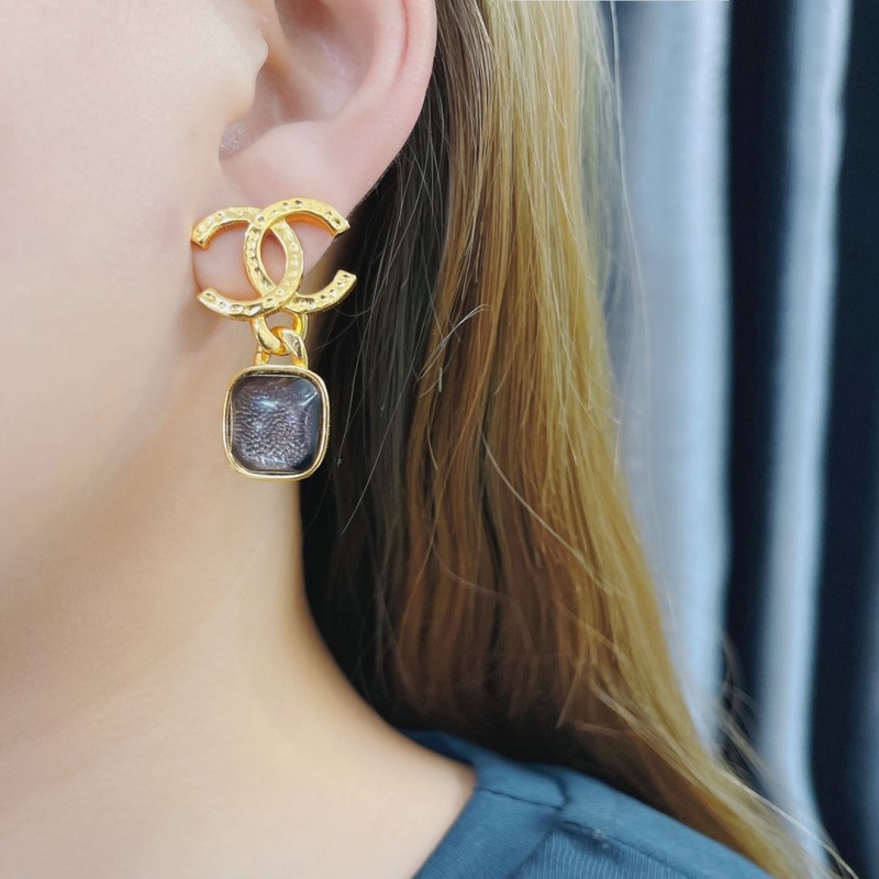 Ch**el earrings